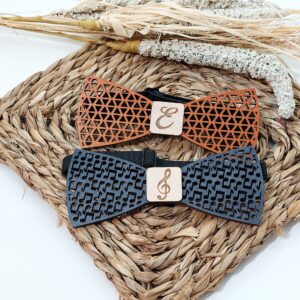 Pajarita de madera personalizable